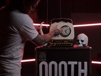 Oooth - "Fight This Feeling"