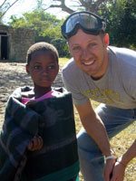 Winter warmth 2006 wraps KwaZulu-Natal in 40 000 blankets