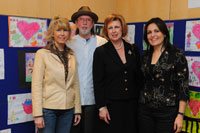 AstraZeneca’s Nina Nel with World Heart art judges Roy Clucas,<p>Vicki Ehrich, Dr Linda Friedland.