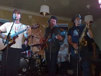 Vintage lounging with Bed on Bricks at Jade