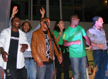 Ard Matthews and friends performs for MyLifE