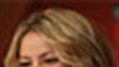 Shakira scoops MTV award