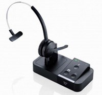 Walk 'n talk with the PRO 9400 series office headsets