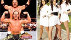 [So Queer] WWE Wrestling vs The Kardashians