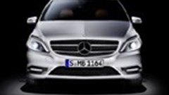 New vehicle sales plod along