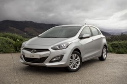 On paper the 110kw/176Nm 1.8 model is considerably faster than both the manual and auto 1.6 models with a 0-100km/h time of 9.7 seconds.