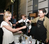 Carl Schultz, from Hartenberg Estate pours one of his cellar gems at the Showcase.