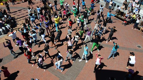 Youth flashmob creates awareness