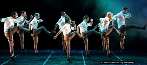 Saluting the king in Private Presley