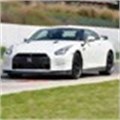 Nissan GT-R is ladies' Dream Drive