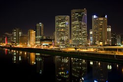 Sao Paulo at night. (Image: JD Lasica, via Wikimedia Commons)