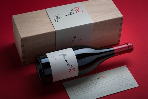 Hanneli R released by La Motte