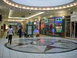 Malls tend to have apps but these are really only used for navigation - but there is so much more that they can do. (Image: Wikimedia Commons)