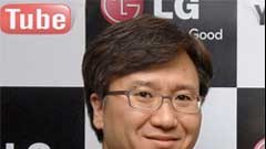 LG's chief executive Park Jong Seok says the company will launch a smartwatch later this year. Image: