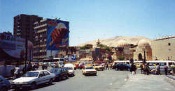 Baramkeh, Damascus. Mount Qassiuon in the background. (Image: Soman, via Wikimedia Commons)