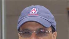 Jimmy Iovine is a music producer and he says that its the music producers who really know what is going on in the music industry. However, he's not saying anything about the Apple deal or its plans. Image: Wikipedia