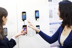 Telkom considers franchising shops - for efficiency