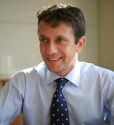 Peter Gold of CBRE says online shopping needs to complement retail stores and points out that online shopping companies are now renting retail space. Image: CBRE