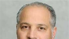 RadioShack's Joseph Magnacca has warned that RadioShack may face bankruptcy as the company continues to lose money in the face of competition in the mobile and online markets. Image: