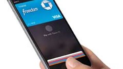 Apple has received pre-orders for more than 4m of the new iPhone 6 and this is slowing down delivery with some customers only likely to get their new phones sometime in October. Image: Apple