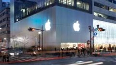 Apple's store in Ginza, Japan was buzzing as people from various countries including China queued for hours to get their hands on the new phones and sell them at a profit in mainland China. Image: Apple