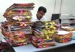 India's public service is notoriously inefficient in delivering services. Now the Indian government has implemented computerised systems to check on workers who are slacking off by not working. Image: