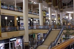 Attention retention, do shopping centres still have it?