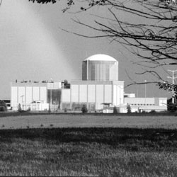 A typical nuclear power station. (Image: Public Domain)