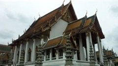 Thai junta chief defends controversial cyber law plans