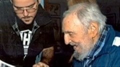 Cuba publishes first photos of Fidel Castro in nearly six months
