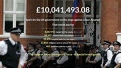 WikiLeaks site slams costs of policing Assange