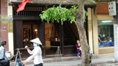 Vietnam forces anti-graft news website offline