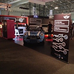 #MINI5Door awakens the senses through Layar Augmented Reality