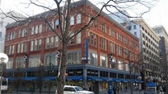 Denver... After dropping his passenger off at the airport, the Uber driver allegedly returned to her home to rob it. (Image: Public Domain)