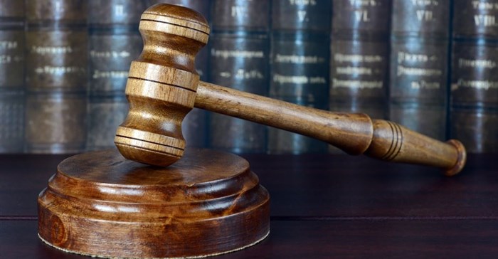 Talks could end SAA's court battle with CEO