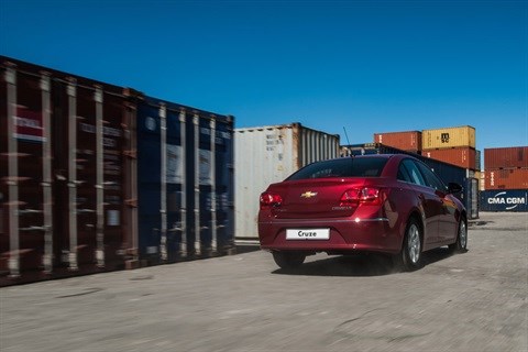 Auto box boosts Cruze appeal