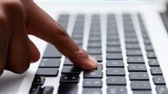 Zimbabwe: 'Social media a threat to newspapers'