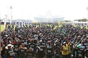 Thousands walk Durban together at the Discovery East Coast Radio Big Walk