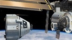 Boeing awarded first-ever commercial human spaceflight mission