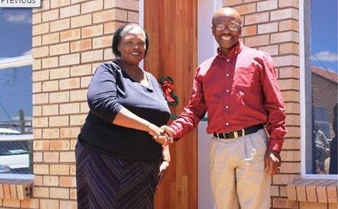 Corobrik hands over houses to Lindelani residents