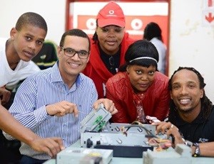 Trainee teacher; Steven Barnwell (Vodacom KZN); ICT Centre Manager, Lindiwe Dlamini; Trainee teacher, Cell C Sharks player Odwa Ndungane.