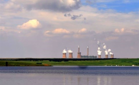 Duvha Power Station in Mpumalanga, South Africa, is a coal-fired power plant operated by Eskom. © Ulrich Mueller –