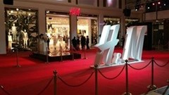 H&M debuts first SA store on the red carpet