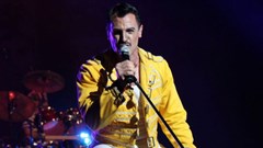 A spellbinding tribute that raises the roof