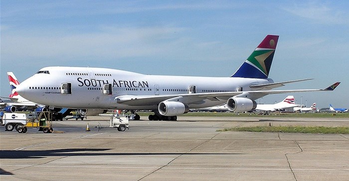 Adrian Pingstone via