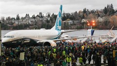 Boeing unveils the first 737 MAX 8