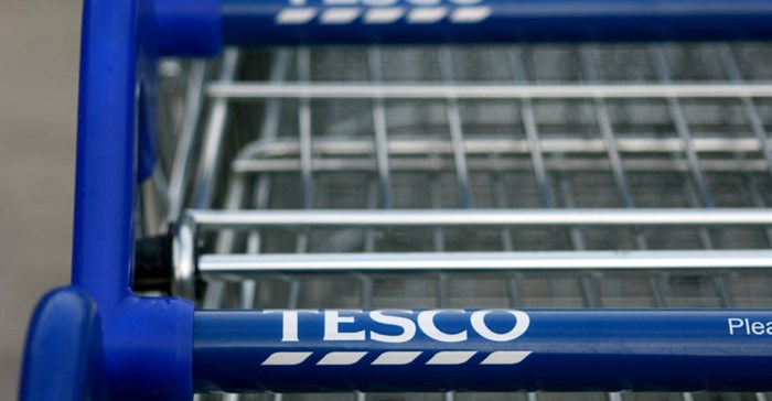 Tesco says Q3 sales dip, but improve over Christmas