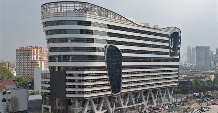 Food giant Unilever posts 5% drop in 2015 profits