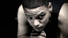 Soulful Santa Gamka strikes a passionate chord at the Baxter