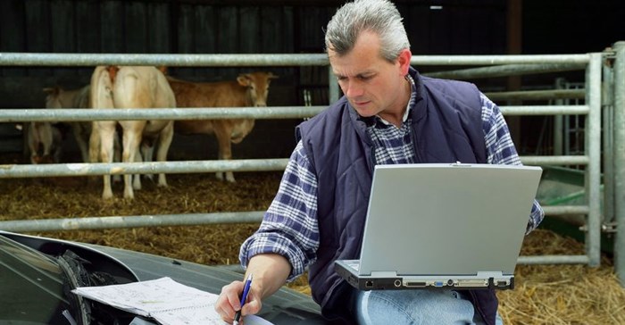 Connected farms and farmers